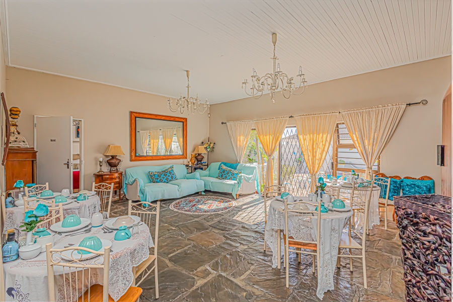 8 Bedroom Property for Sale in Country Club Western Cape